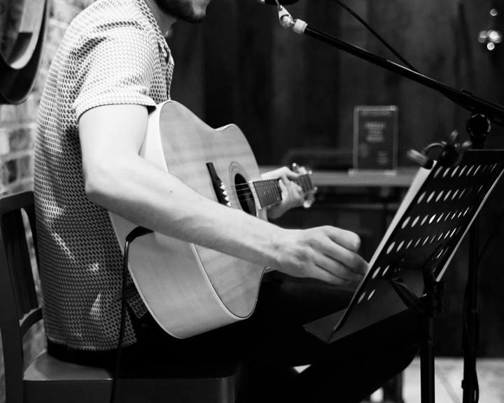 Thomas Philip - performance photo 17