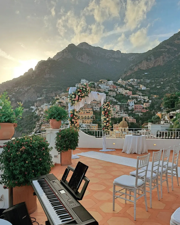 The Amalfi Wedding Singer - performance photo 6