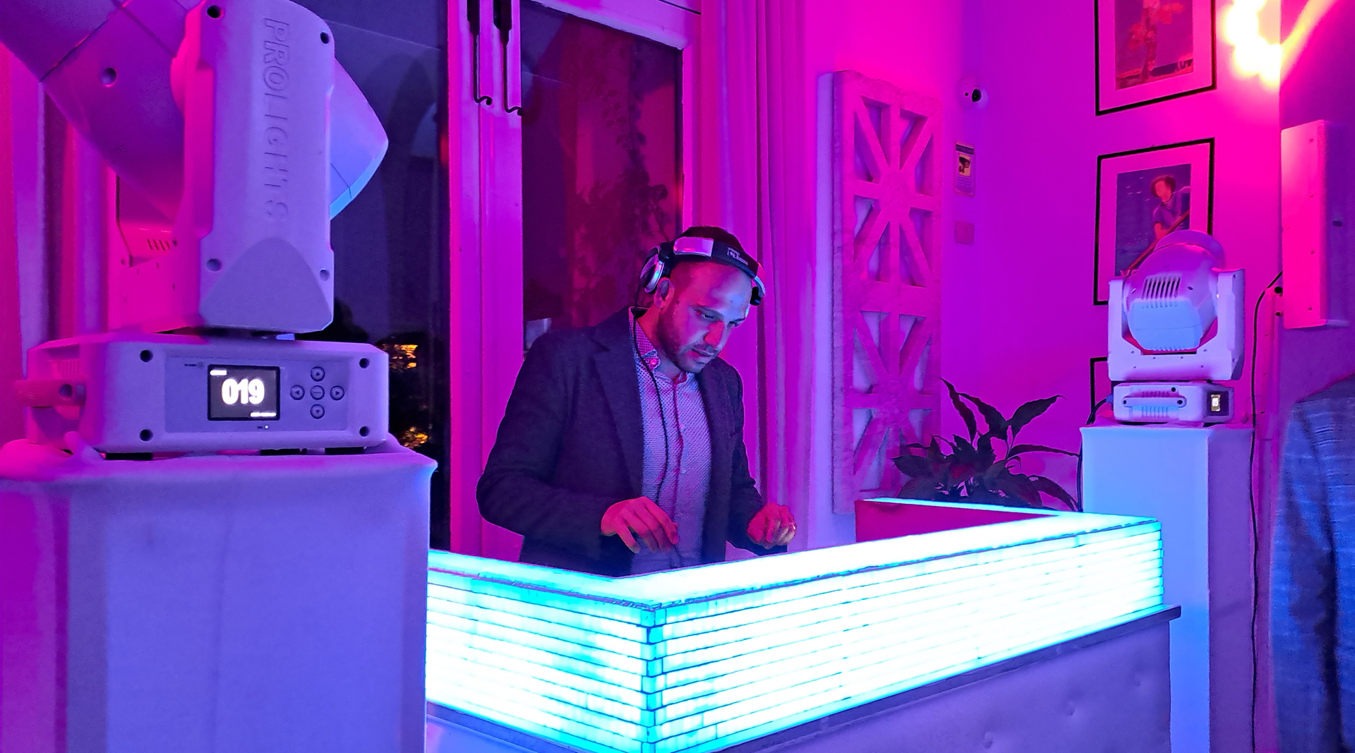 DJ Crescendo