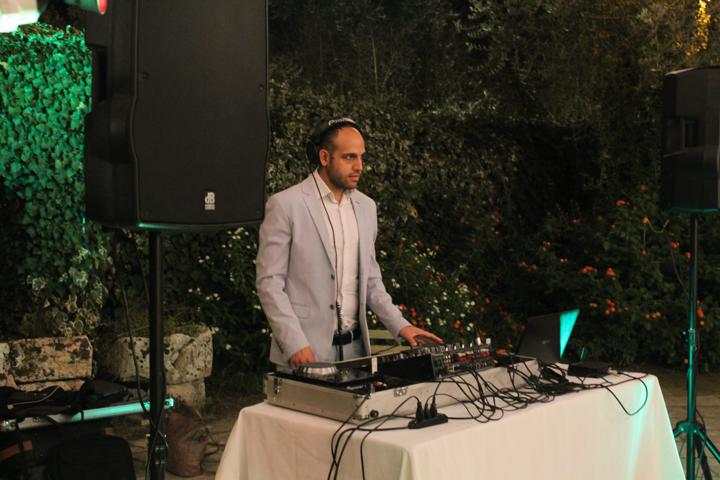 DJ Crescendo - performance photo 42