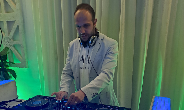 DJ Crescendo - performance photo 51