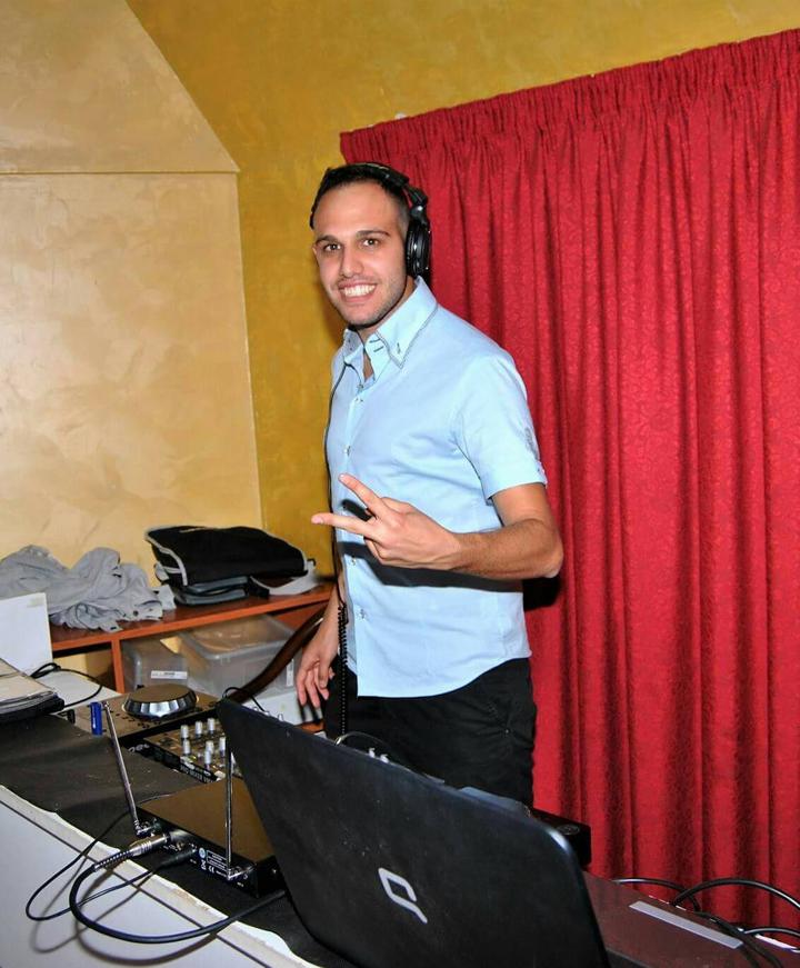 DJ Crescendo - performance photo 24