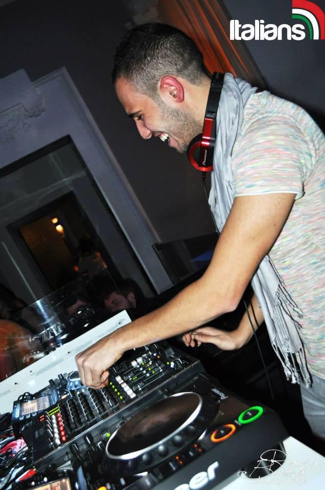 DJ Crescendo - performance photo 14