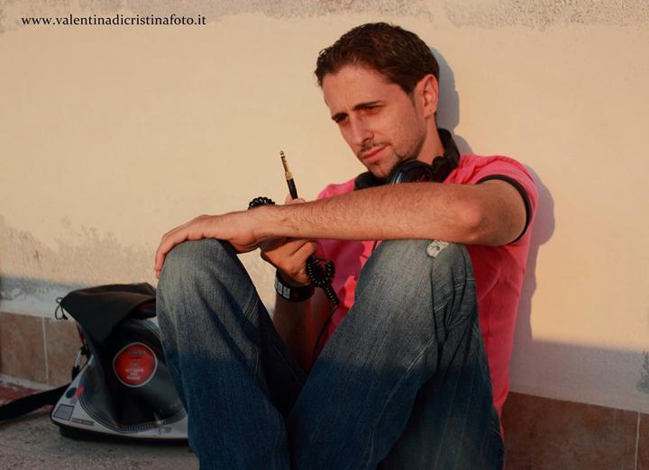 DJ Giuseppe - performance photo 1