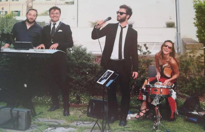 The Naples Swing Band - performance photo 12
