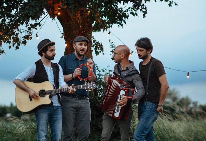 The Hopeless Wanderers - performance photo 11
