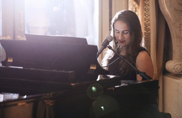 Daphne Kim - performance photo 5