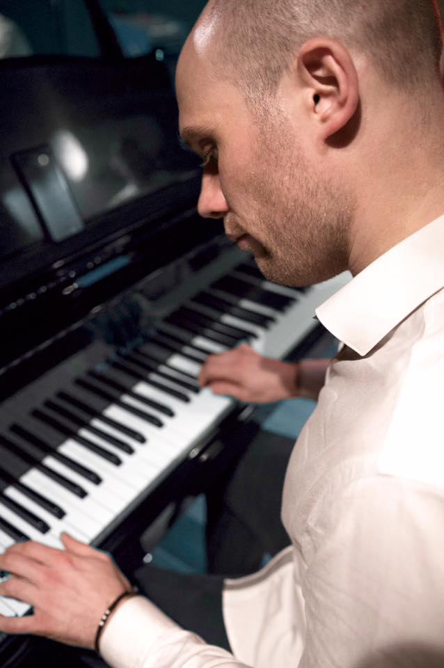 Silver Moon Jazz Band - performance photo 5