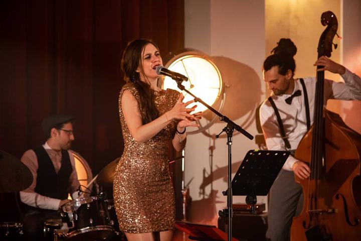 Silver Moon Jazz Band - performance photo 21