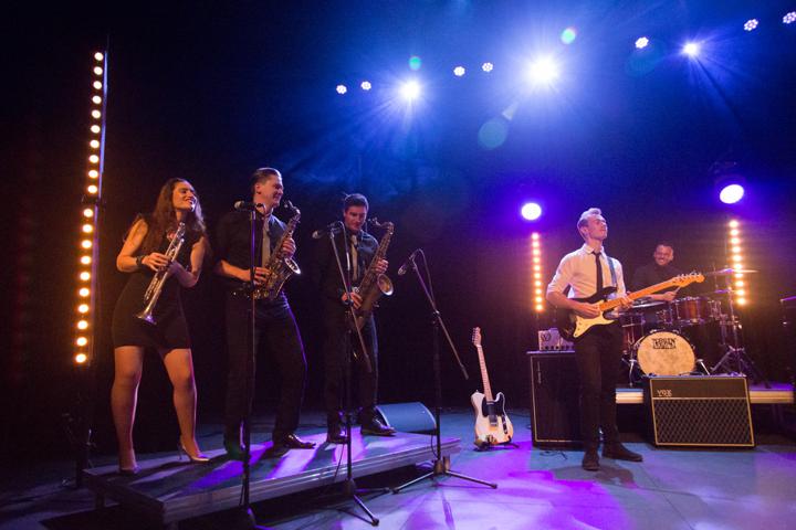 MOJO - performance photo 42