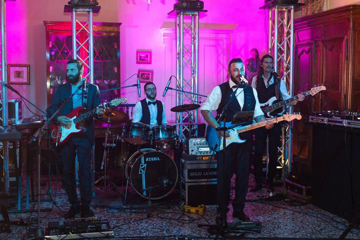 The Milan Party Band - performance photo 24
