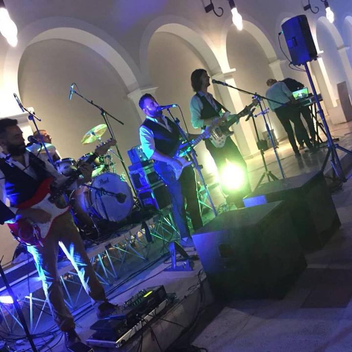 The Milan Party Band - performance photo 26