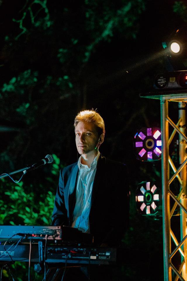 The Milan Party Band - performance photo 20