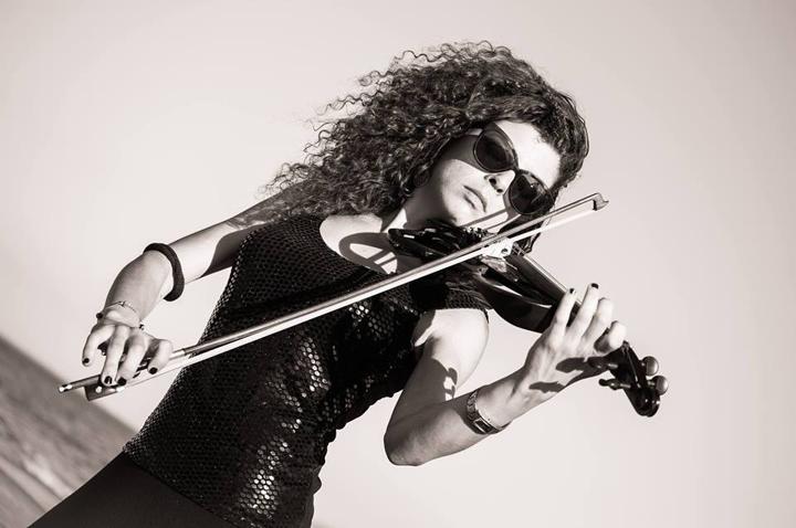 Laura Violin - performance photo 17