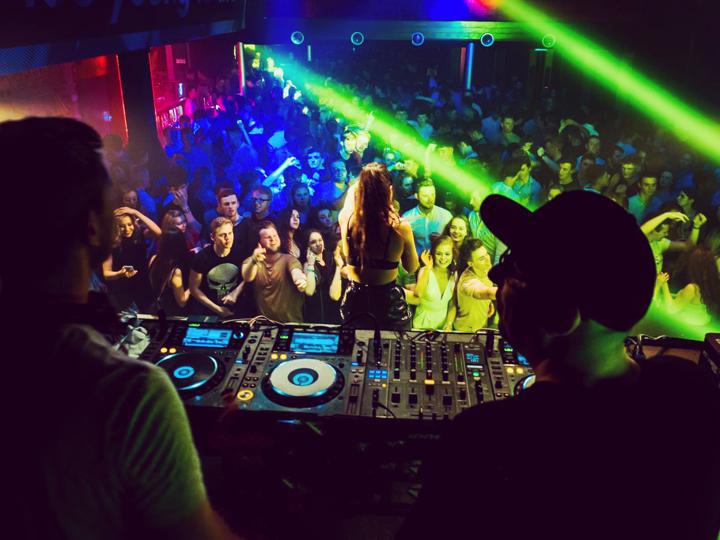 Voxxy & DJ - performance photo 48