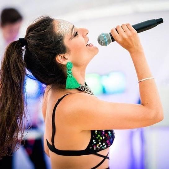 Voxxy & DJ - performance photo 31