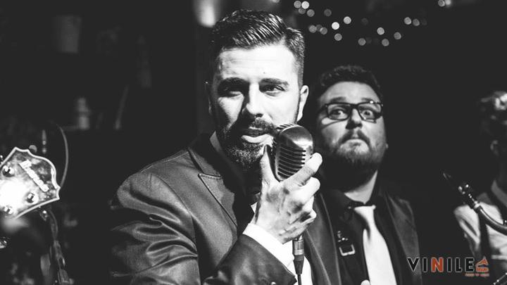 The Italian Swing Band - performance photo 10