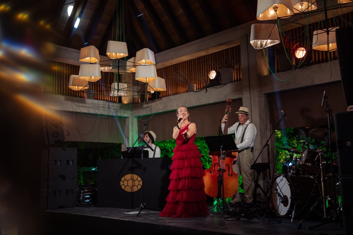 The Italian Riviera Swing Band - performance photo 42