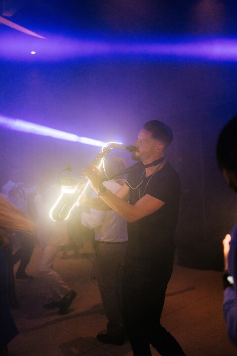 Tuscany Sax & DJ - performance photo 3