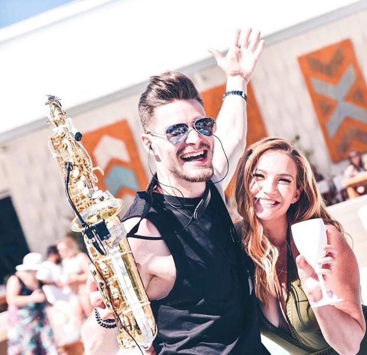 Tuscany Sax & DJ - performance photo 47