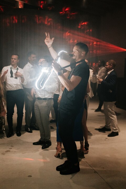 Tuscany Sax & DJ - performance photo 5
