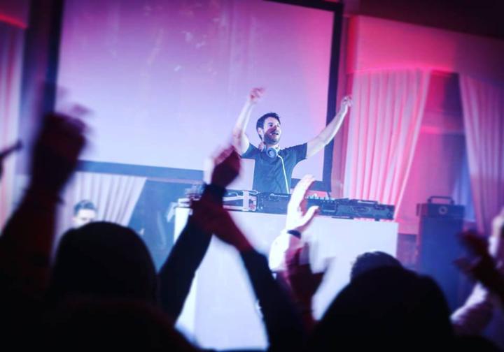 Tuscany Sax & DJ - performance photo 29