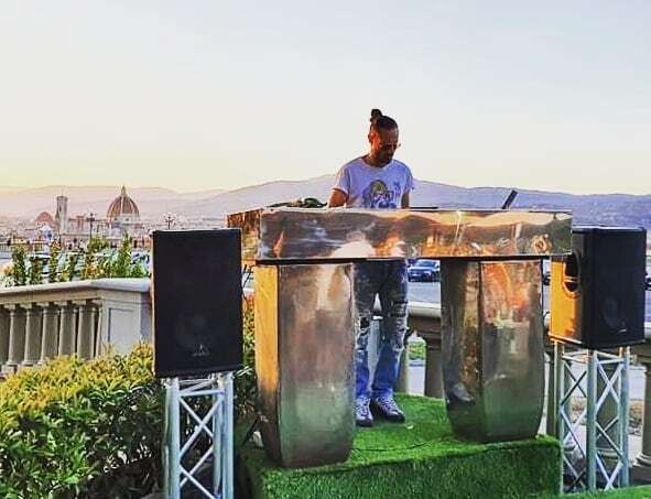 DJ Zano - performance photo 8