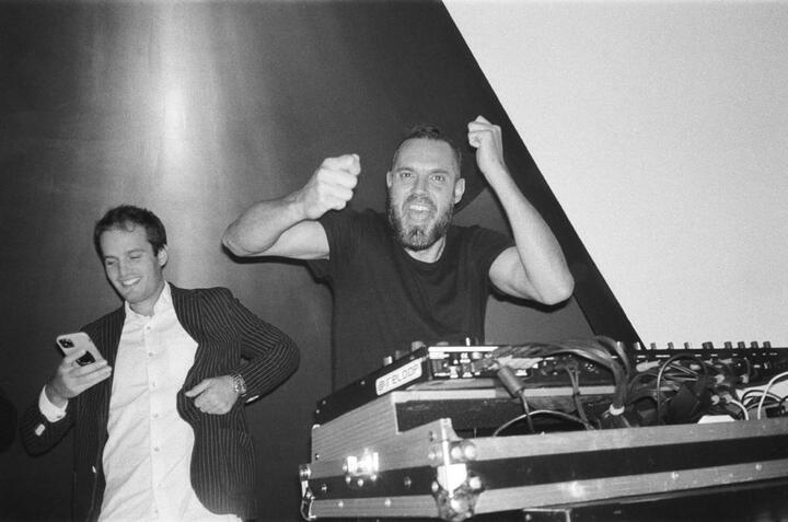 DJ Zano - performance photo 20