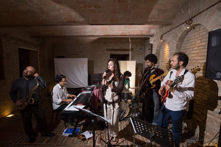 The Curious Groove Band - performance photo 3