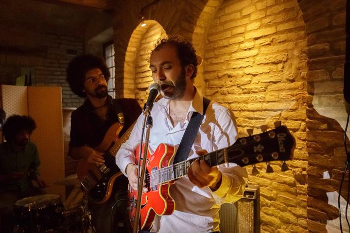 The Curious Groove Band - performance photo 6
