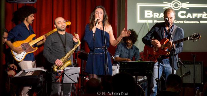 The Curious Groove Band - performance photo 14