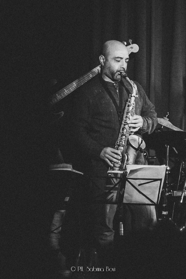 The Curious Groove Band - performance photo 10