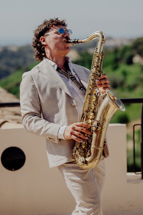 Riviera Roaming Band - performance photo 13