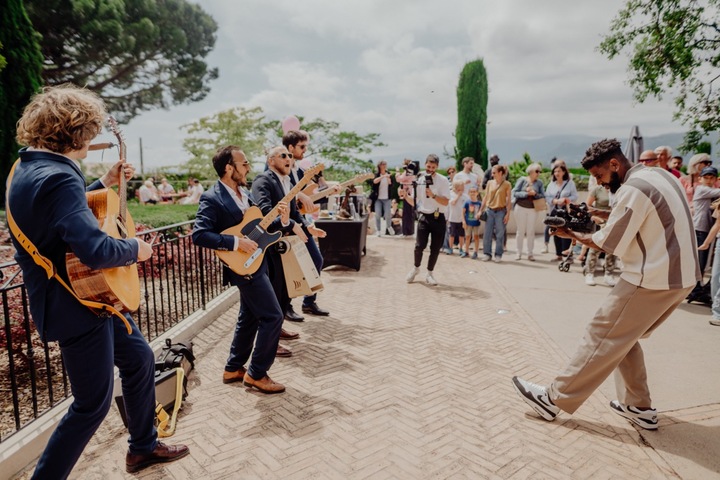 Riviera Roaming Band - performance photo 31