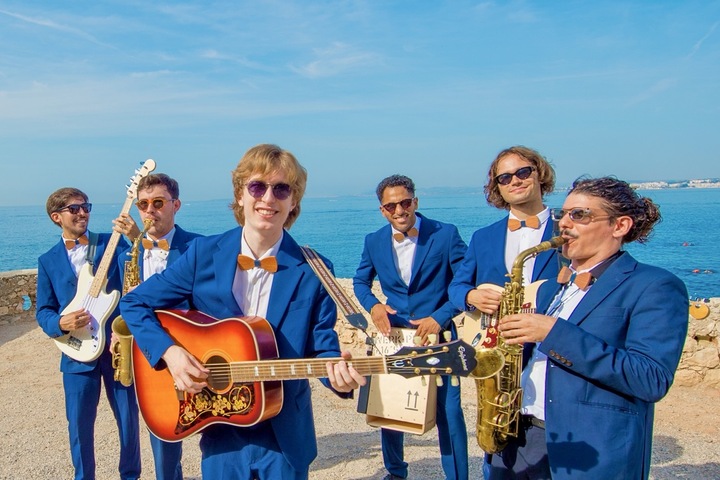 Riviera Roaming Band - performance photo 79