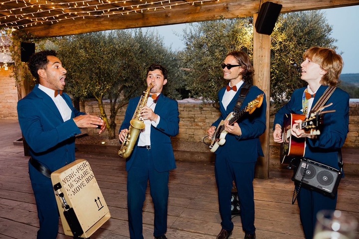 Riviera Roaming Band - performance photo 82