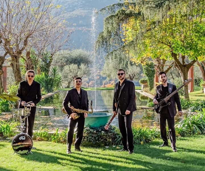 Riviera Roaming Band - performance photo 104