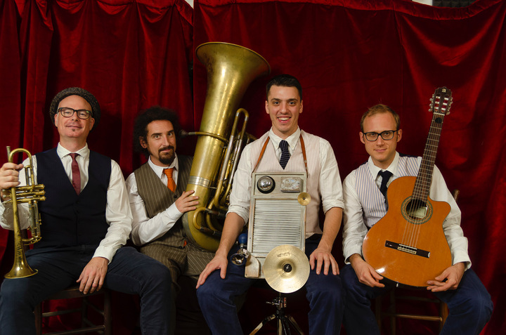The Suits Jazz Band - performance photo 25