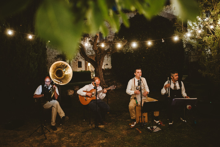 The Suits Jazz Band - performance photo 6