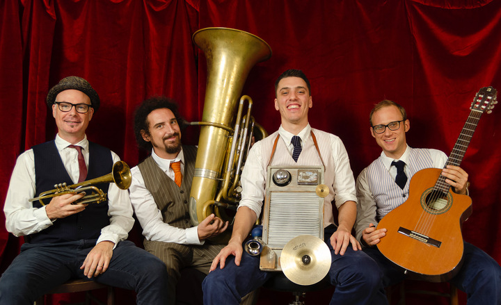 The Suits Jazz Band - performance photo 17
