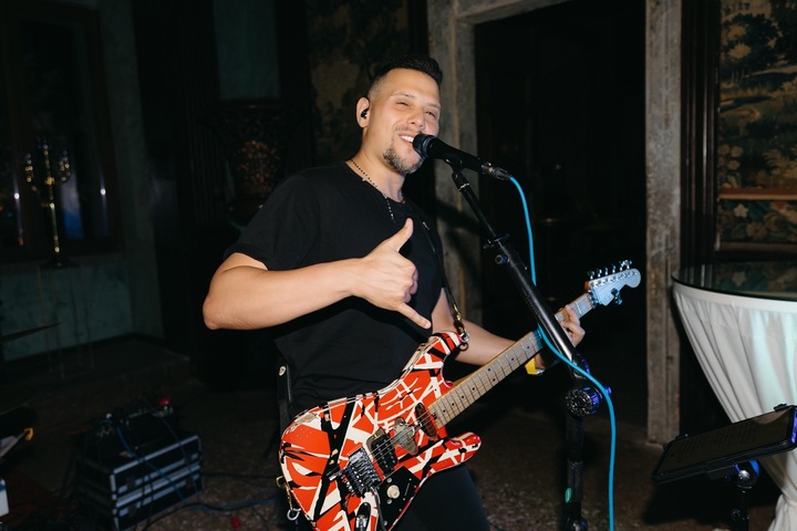 The Fighters - performance photo 16