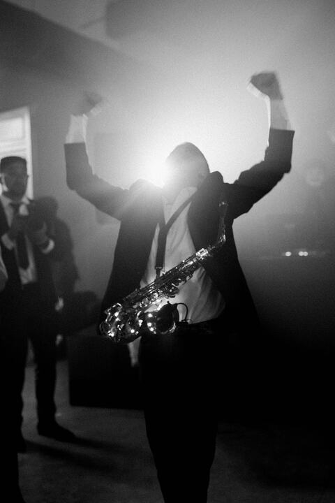 Double Sax & DJ - performance photo 49