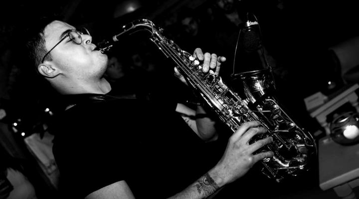 Double Sax & DJ - performance photo 94