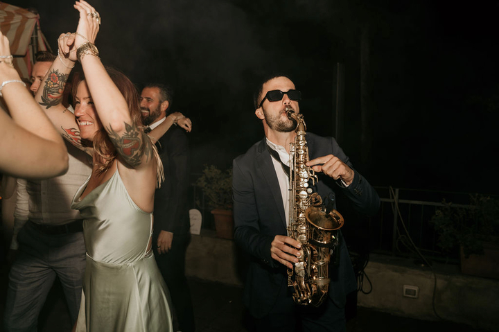 Double Sax & DJ - performance photo 35