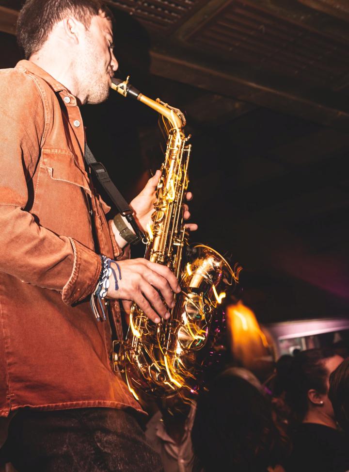 Double Sax & DJ - performance photo 74