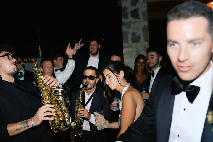 Double Sax & DJ - performance photo 11