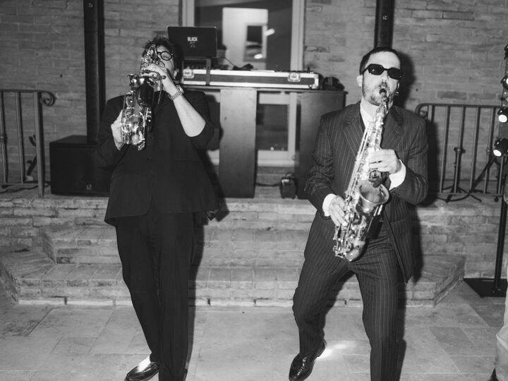 Double Sax & DJ - performance photo 6