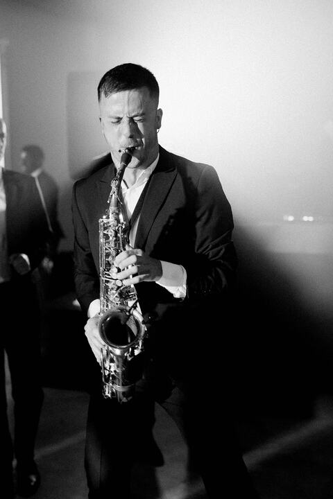 Double Sax & DJ - performance photo 43