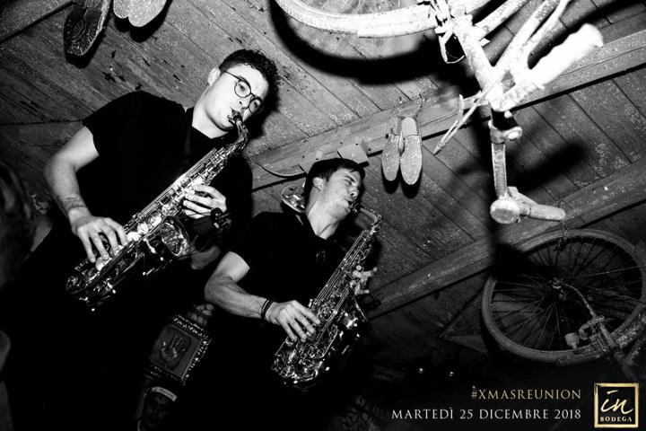 Double Sax & DJ - performance photo 95