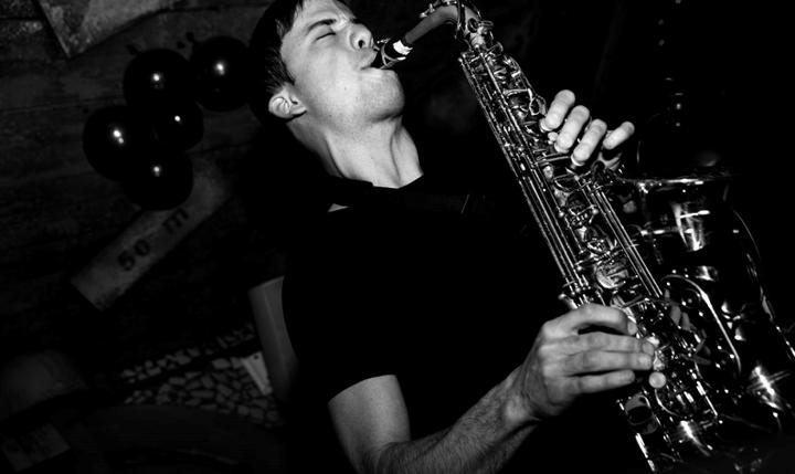 Double Sax & DJ - performance photo 73